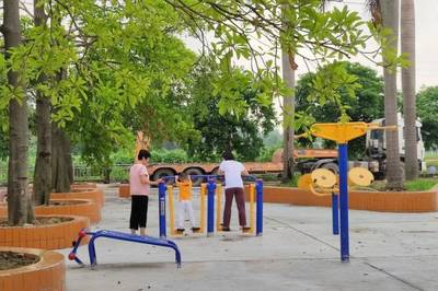 芦苞镇村前空地变身多功能休闲小公园，推动村民健康生活与技术转让融合发展