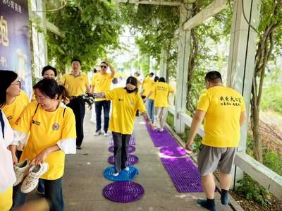 奏响慈善与活力的华美乐章——'万善丹阳 为爱奔跑'主题活动浪漫开跑